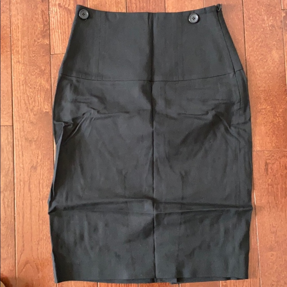 Pencil black skirt